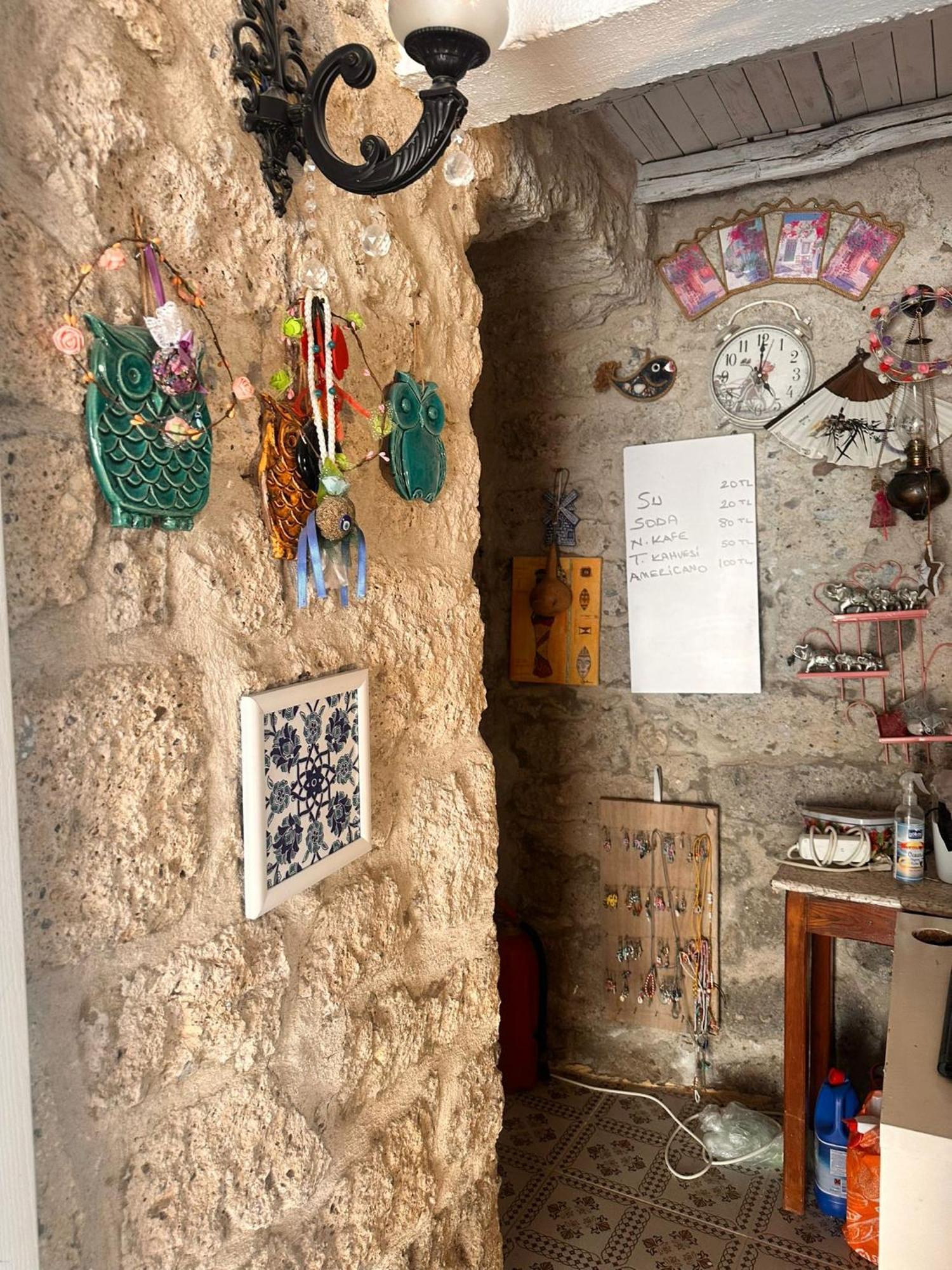 Koesem Konukevi Alacatı Bagian luar foto